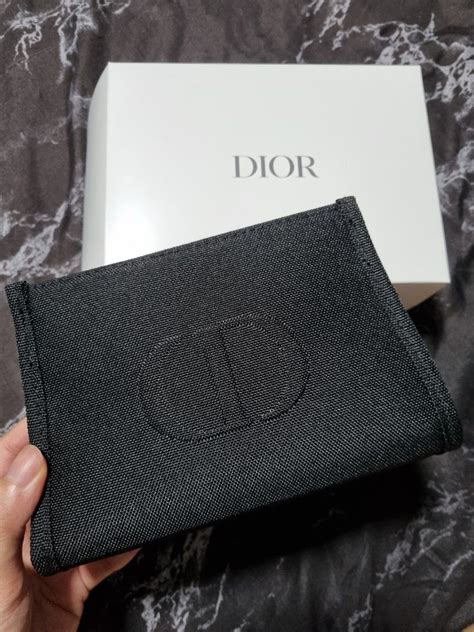 dior trapeze pouch|Dior christmas bag.